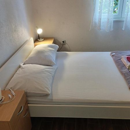 Villa Amarela Seget Vranjica Exteriér fotografie