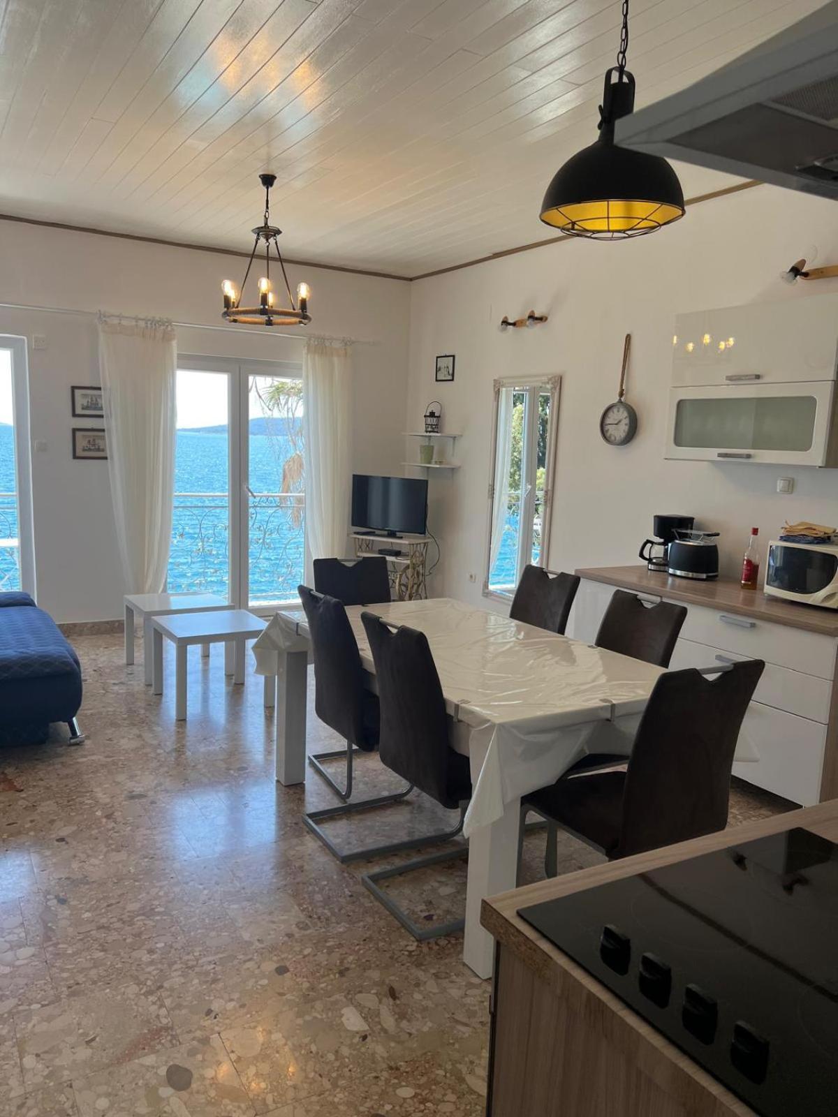 Villa Amarela Seget Vranjica Exteriér fotografie