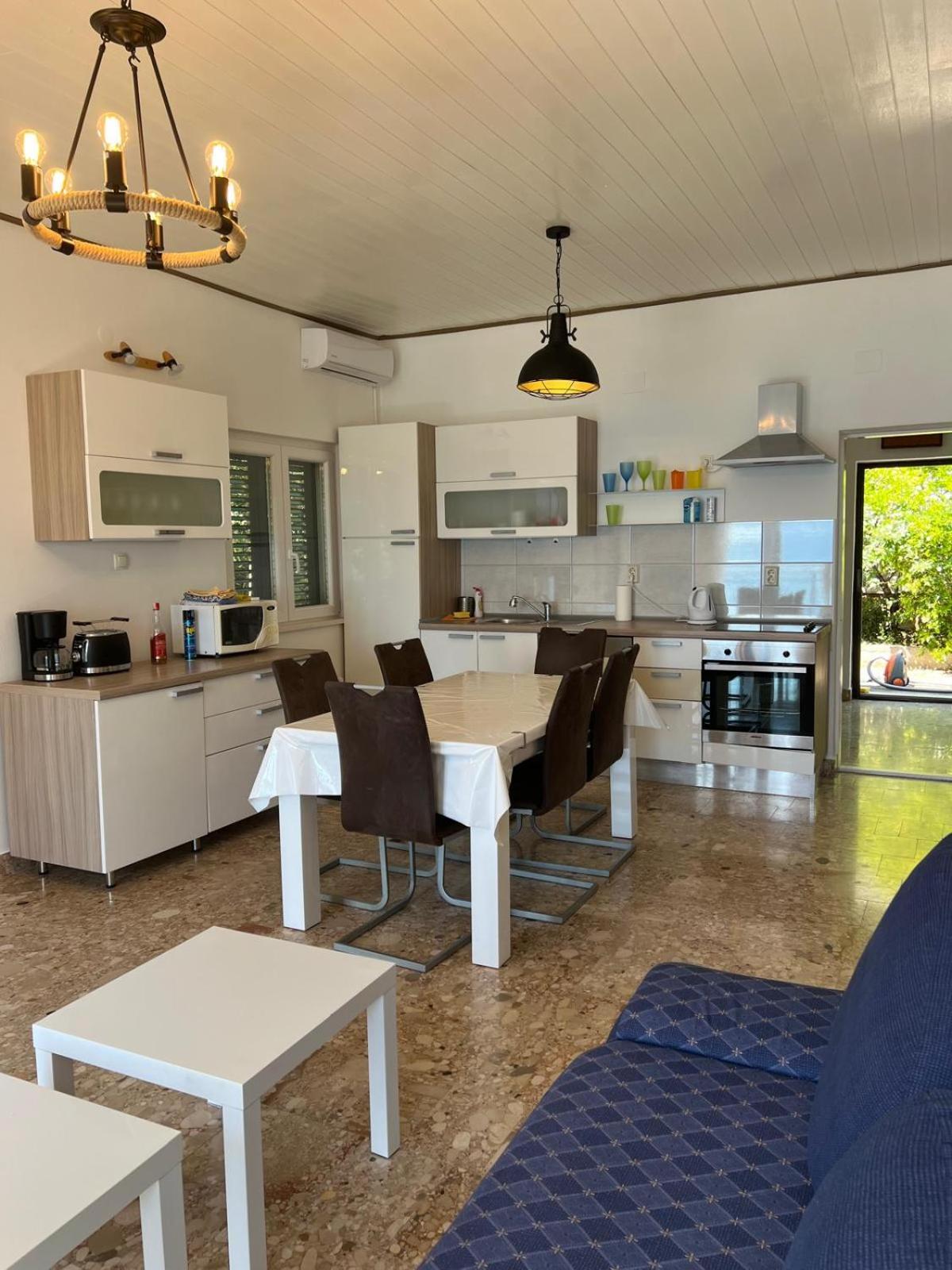 Villa Amarela Seget Vranjica Exteriér fotografie