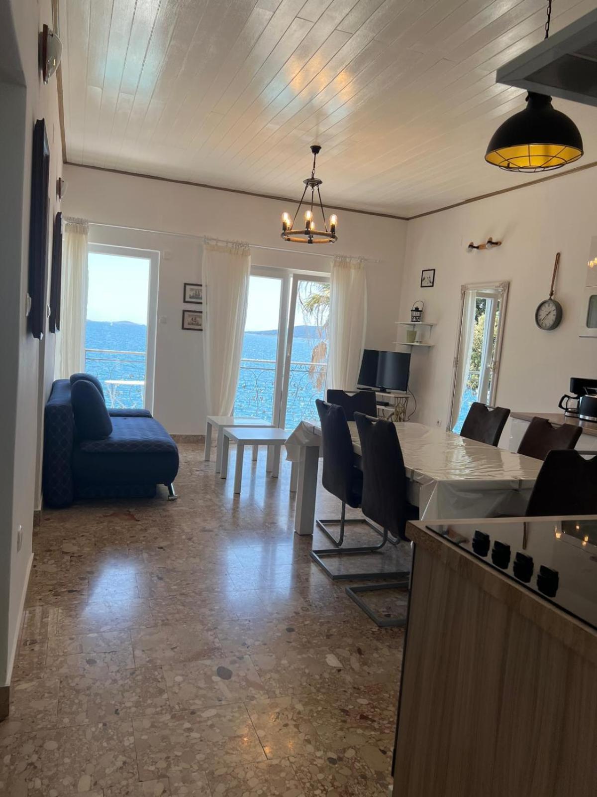 Villa Amarela Seget Vranjica Exteriér fotografie