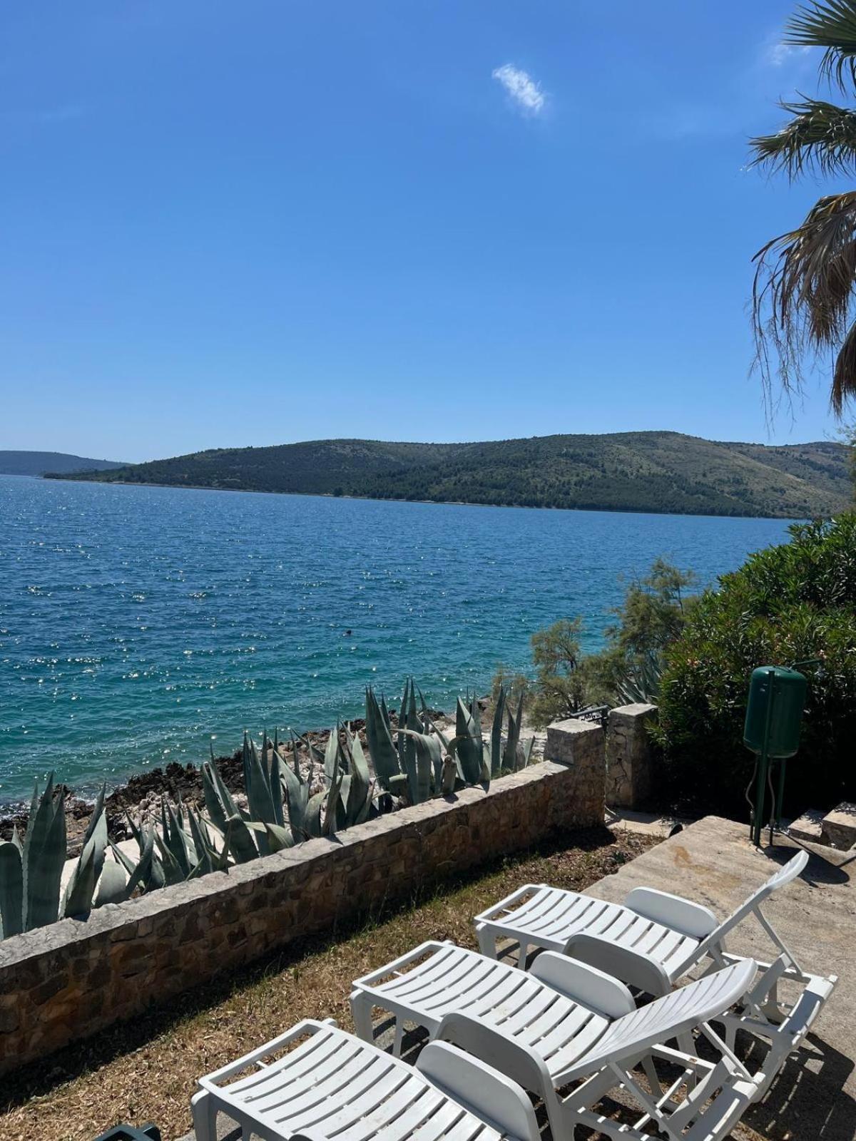 Villa Amarela Seget Vranjica Exteriér fotografie