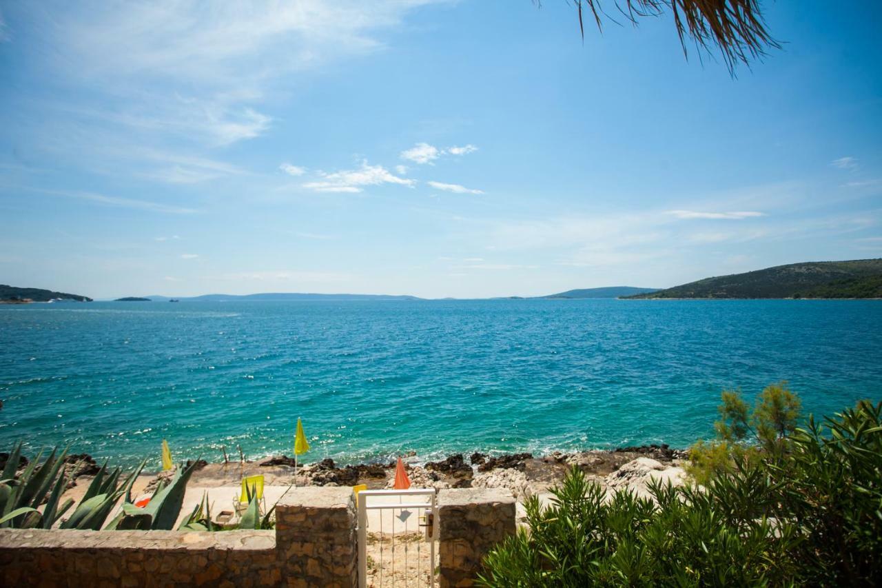 Villa Amarela Seget Vranjica Exteriér fotografie