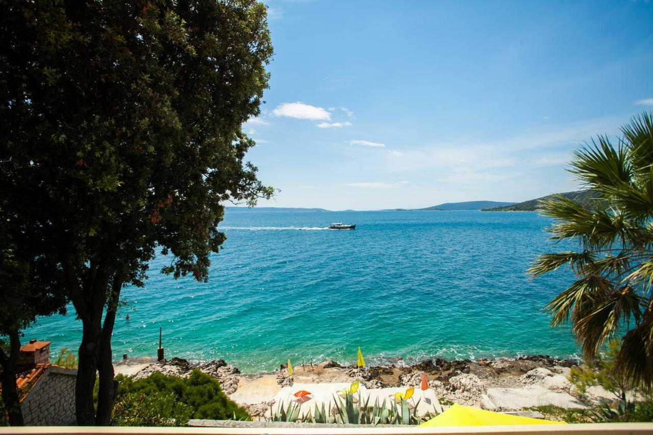 Villa Amarela Seget Vranjica Exteriér fotografie