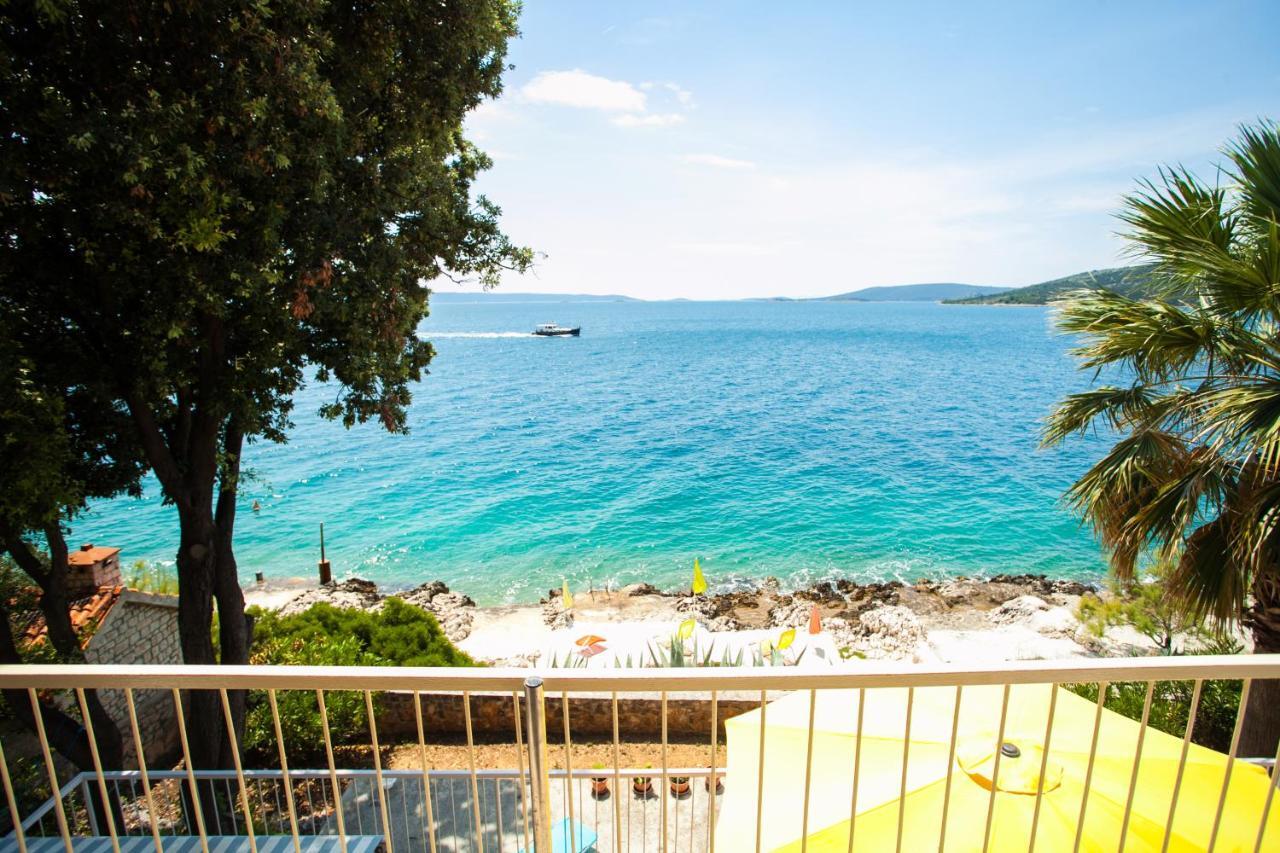 Villa Amarela Seget Vranjica Exteriér fotografie